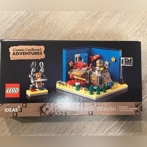 LEGO #40533 Cosmic Cardboard Adventures *NEW/SEALED*